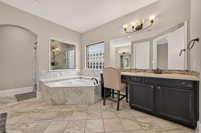 1918 Donna Temple Court, Richmond, TX 77469