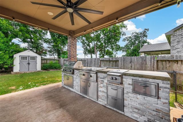 1918 Donna Temple Court, Richmond, TX 77469