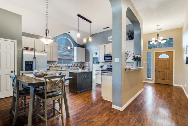 2324 Gatwick Court, Flower Mound, TX 75028