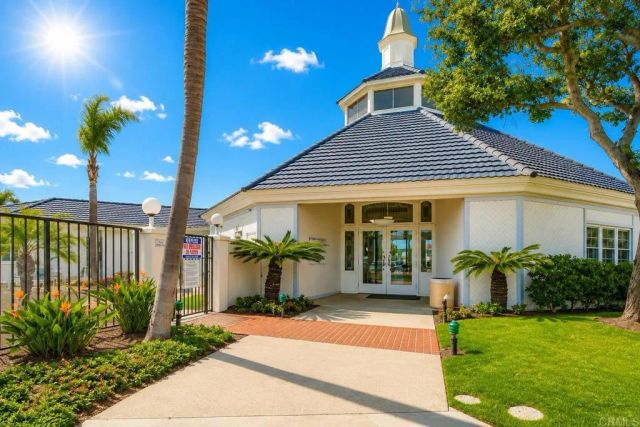 48 Antigua Court, Coronado, CA 92118
