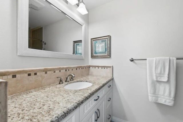 48 Antigua Court, Coronado, CA 92118
