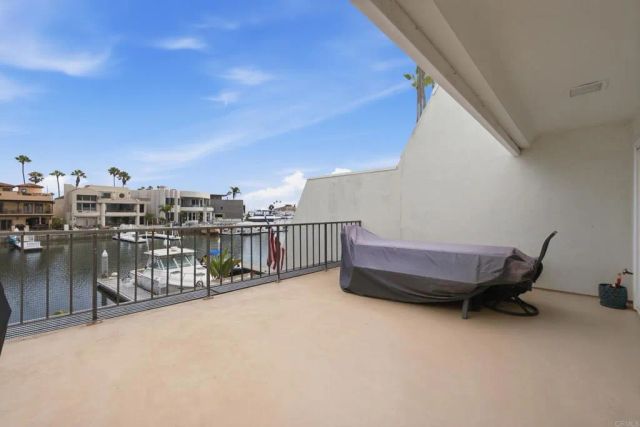 48 Antigua Court, Coronado, CA 92118