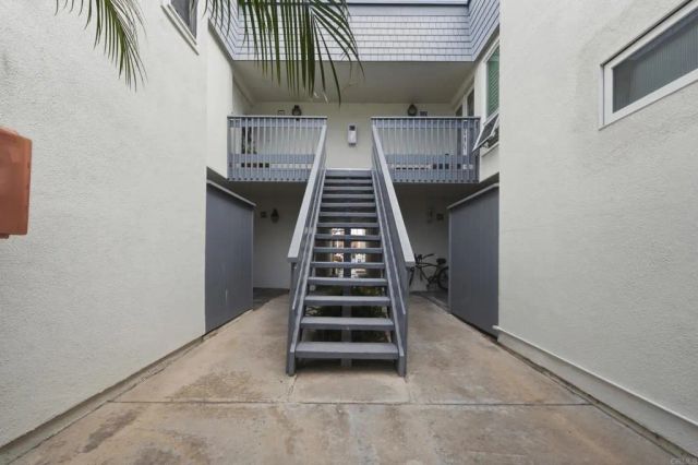 48 Antigua Court, Coronado, CA 92118
