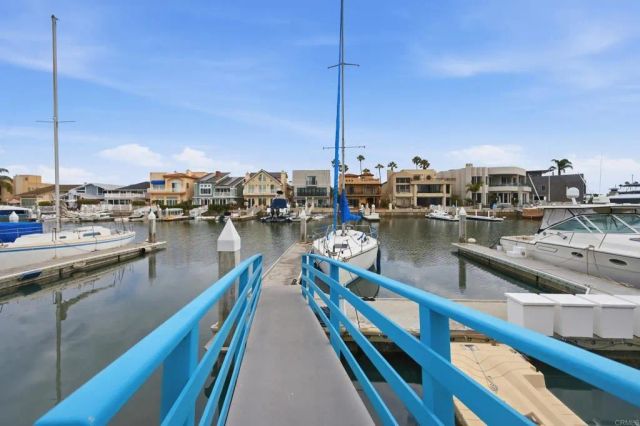 48 Antigua Court, Coronado, CA 92118