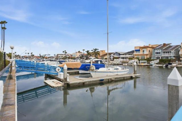 48 Antigua Court, Coronado, CA 92118