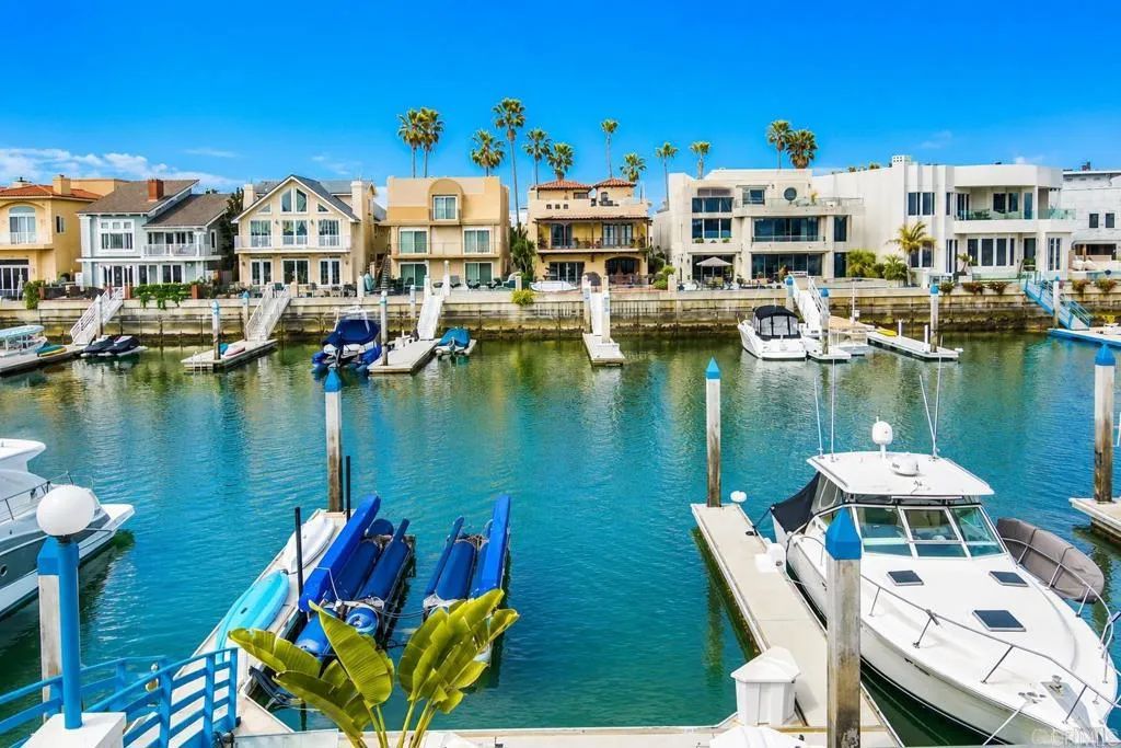 48 Antigua Court, Coronado, CA 92118