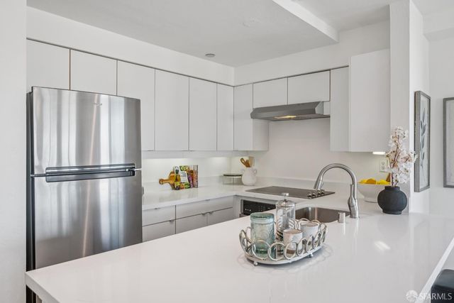 2 Fallon Place 23, San Francisco, CA 94133