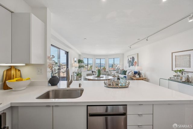 2 Fallon Place 23, San Francisco, CA 94133