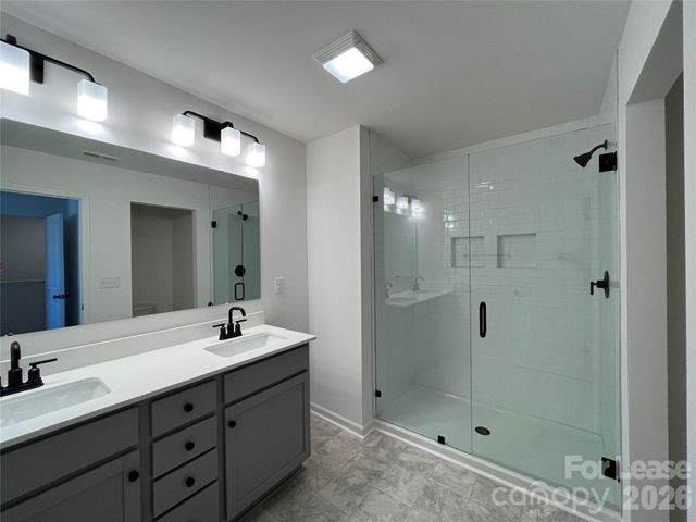 11031 Pagebrook Lane, Charlotte, NC 28214