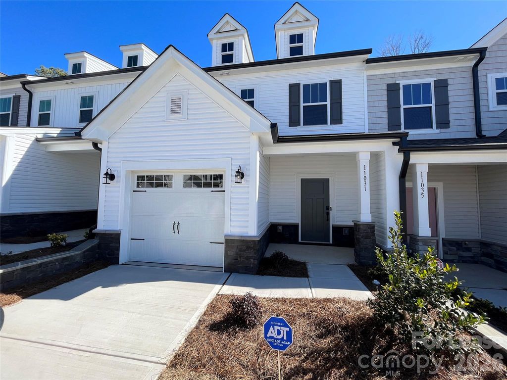 11031 Pagebrook Lane, Charlotte, NC 28214
