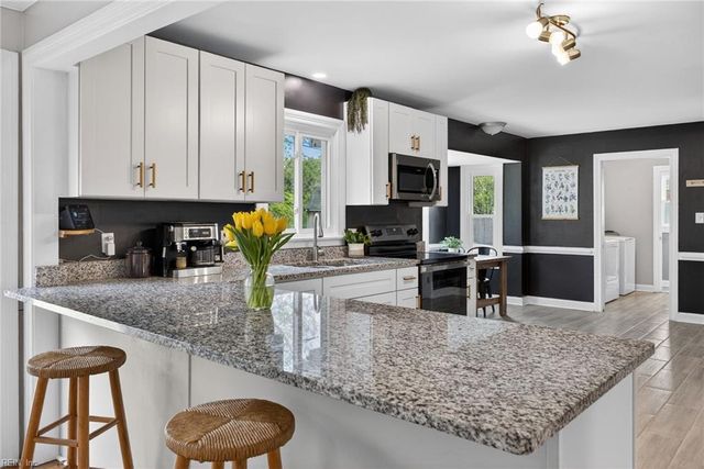 625 Montebello CIR, Chesapeake, VA 23322