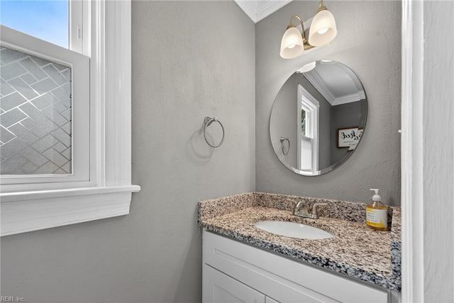 625 Montebello CIR, Chesapeake, VA 23322