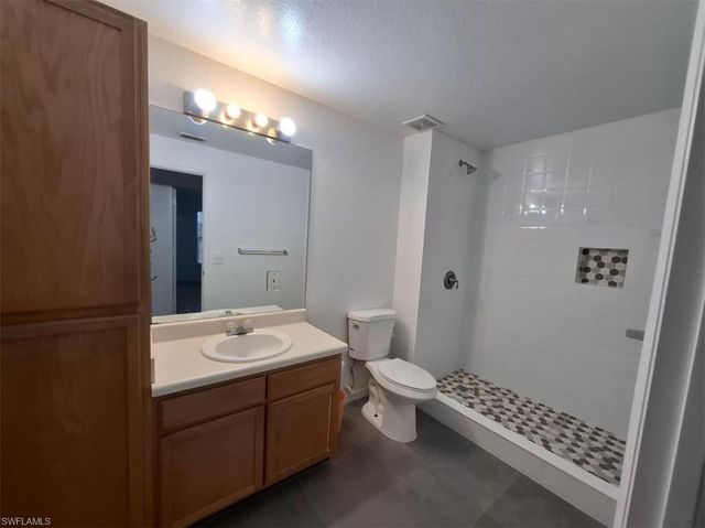 7915 Preserve CIR # 234, Naples, FL 34119