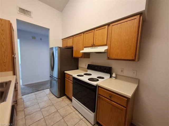 7915 Preserve CIR # 234, Naples, FL 34119