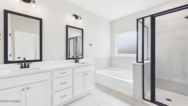 107 Belle Lake Drive, Lafayette, LA 70506