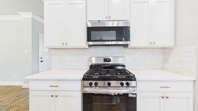 107 Belle Lake Drive, Lafayette, LA 70506