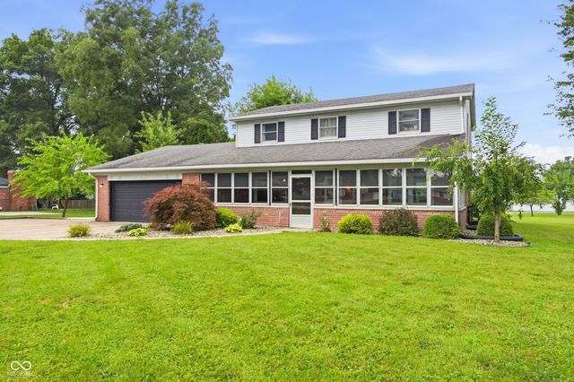2716 S Meridian Road, Greenfield, IN 46140