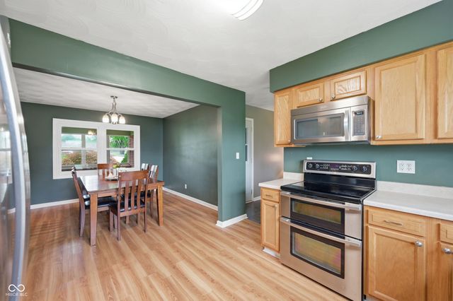 2716 S Meridian Road, Greenfield, IN 46140