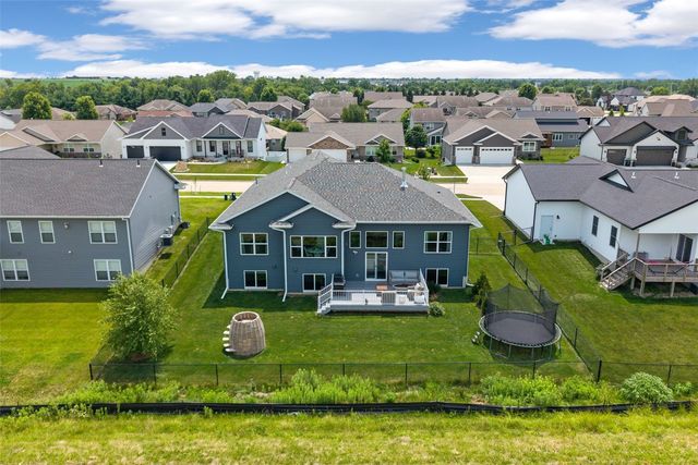 3176 Artesian Road, Marion, IA 52302