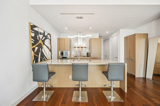 2900 Mckinnon Street 303, Dallas, TX 75201