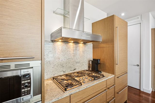 2900 Mckinnon Street 303, Dallas, TX 75201