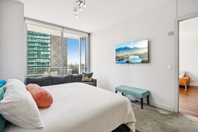 2900 Mckinnon Street 303, Dallas, TX 75201