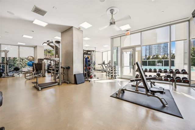 2900 Mckinnon Street 303, Dallas, TX 75201