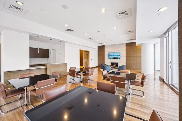 2900 Mckinnon Street 303, Dallas, TX 75201