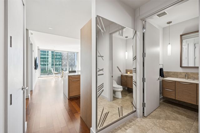 2900 Mckinnon Street 303, Dallas, TX 75201