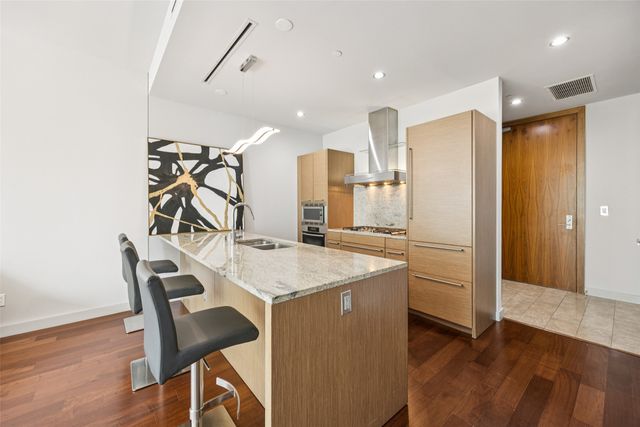 2900 Mckinnon Street 303, Dallas, TX 75201