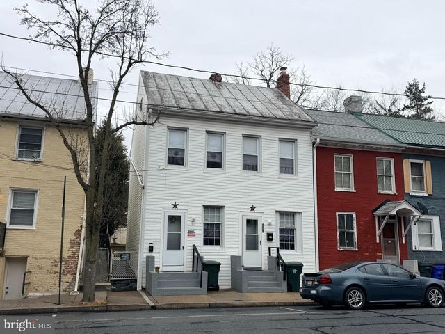 226 POTOMAC 226-228 ST S, Hagerstown, MD 21740