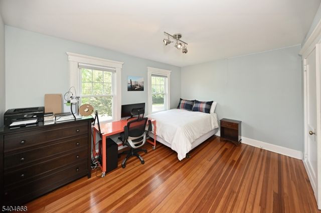 18 Tonawanda Rd, Glen Rock Boro, NJ 07452