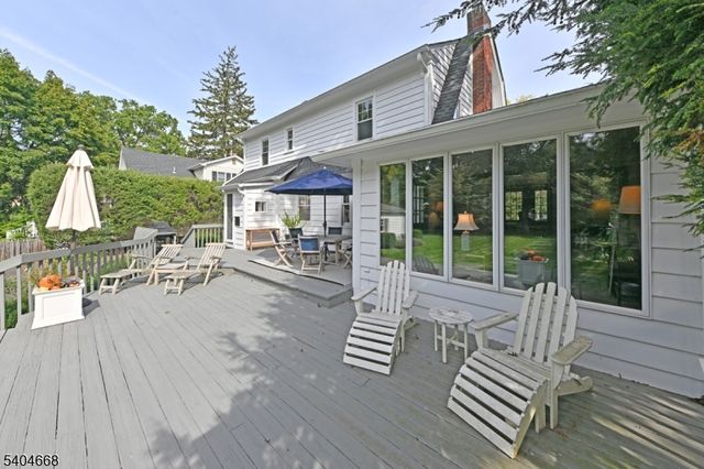 18 Tonawanda Rd, Glen Rock Boro, NJ 07452