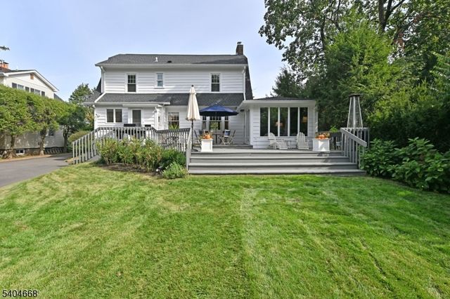 18 Tonawanda Rd, Glen Rock Boro, NJ 07452