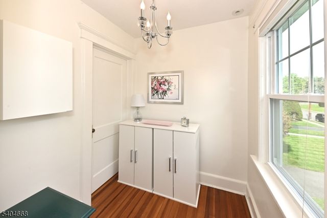 18 Tonawanda Rd, Glen Rock Boro, NJ 07452