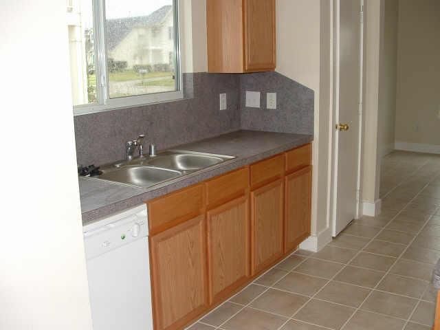 2860 Morningmist Lane, League City, TX 77573