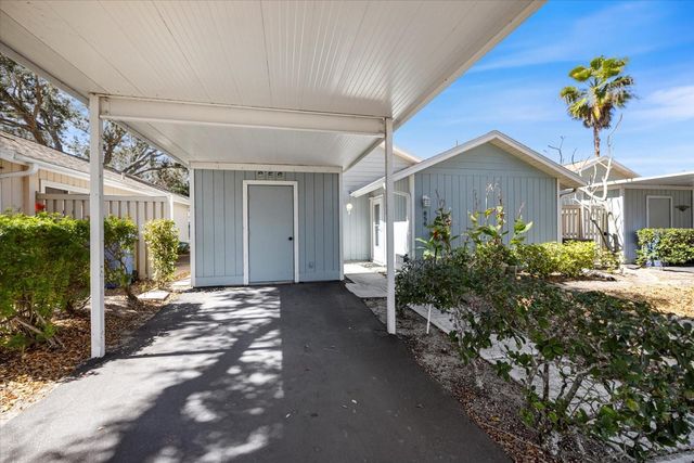 856 CHATHAM DRIVE 856, Venice, FL 34285