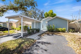 856 CHATHAM DRIVE 856, Venice, FL 34285