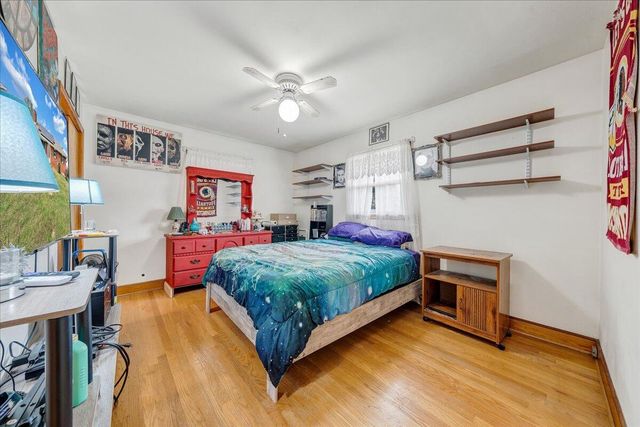 1102 Maiden LN, Bedford, VA 24523