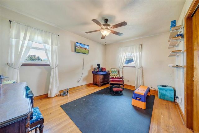 1102 Maiden LN, Bedford, VA 24523