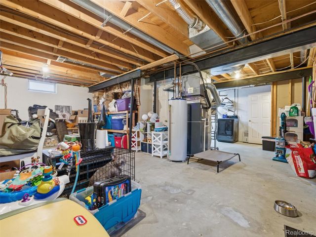 567 Greens Way Boulevard, Lapeer, MI 48446