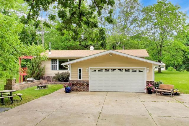 33432 120th STREET, Twin Lakes, WI 53181