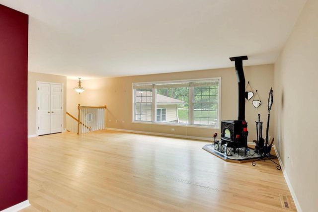 33432 120th STREET, Twin Lakes, WI 53181