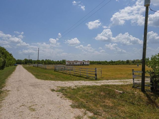 22435 Ramsey Road, Huffman, TX 77336