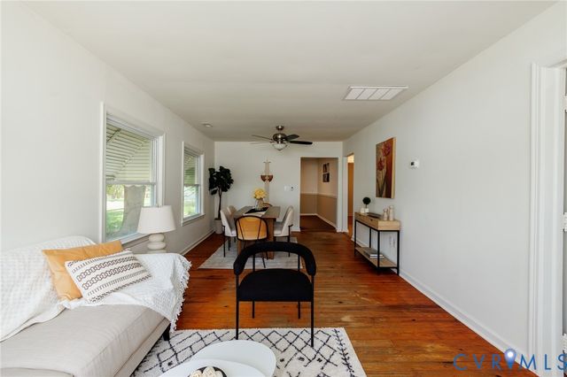 307 Pickett Ave, Colonial Heights, VA 23834