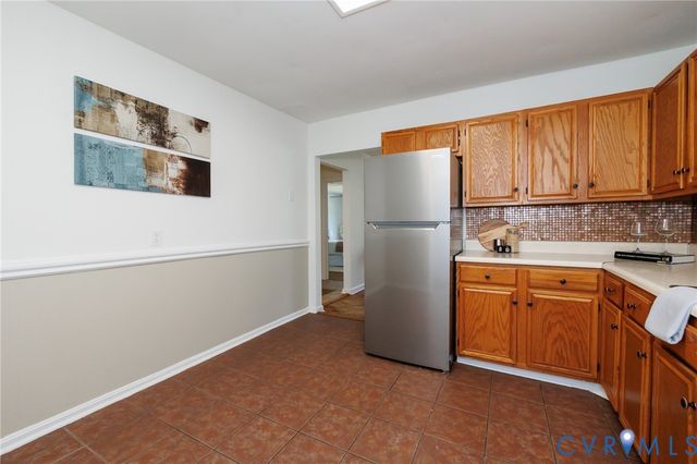 307 Pickett Ave, Colonial Heights, VA 23834