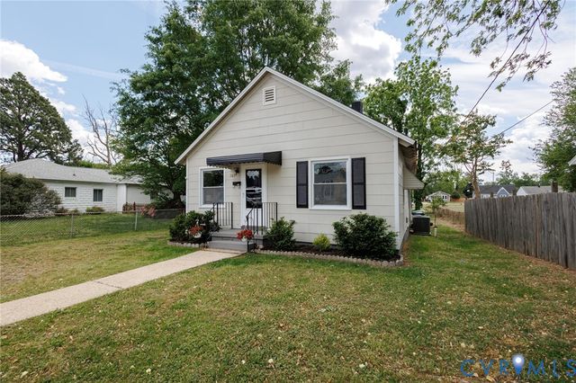 307 Pickett Ave, Colonial Heights, VA 23834