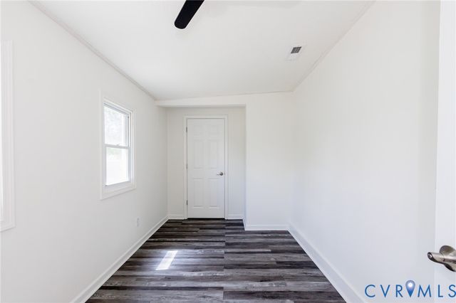 307 Pickett Ave, Colonial Heights, VA 23834
