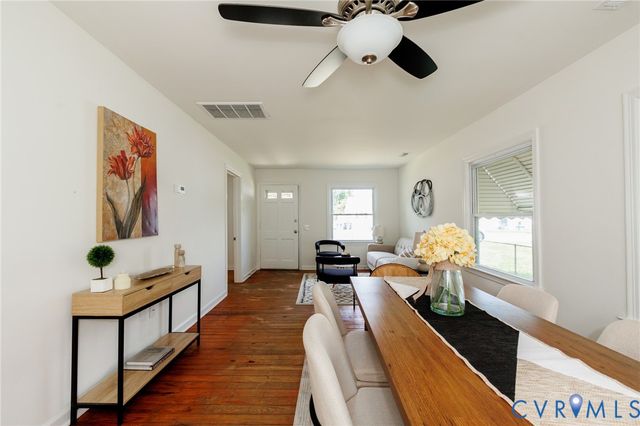 307 Pickett Ave, Colonial Heights, VA 23834