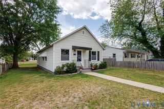 307 Pickett Ave, Colonial Heights, VA 23834